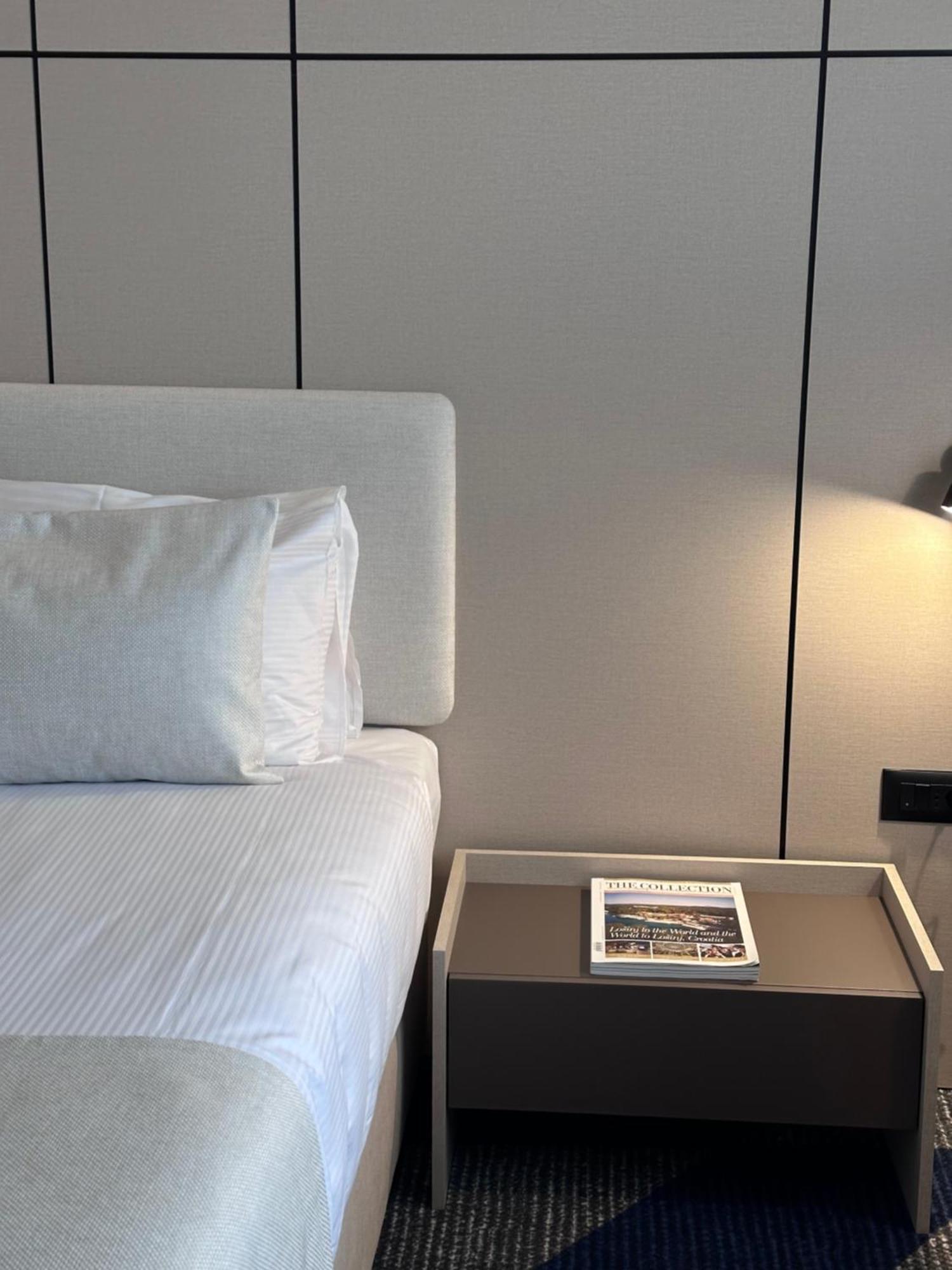 โฮเต็ล ฮอลิเดย์ Hotel ซาราเยโว ภายนอก รูปภาพ
