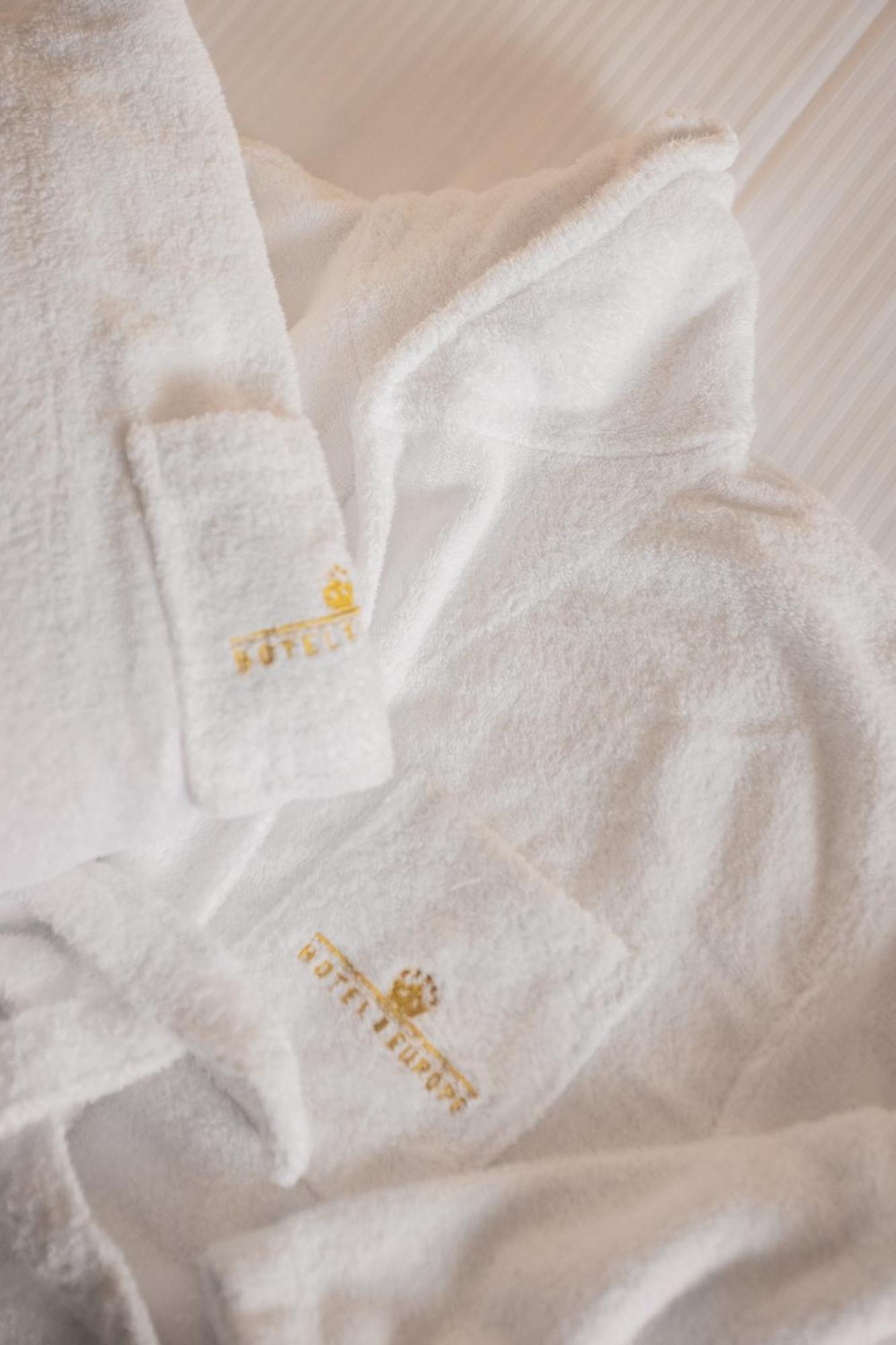โฮเต็ล ฮอลิเดย์ Hotel ซาราเยโว ภายนอก รูปภาพ