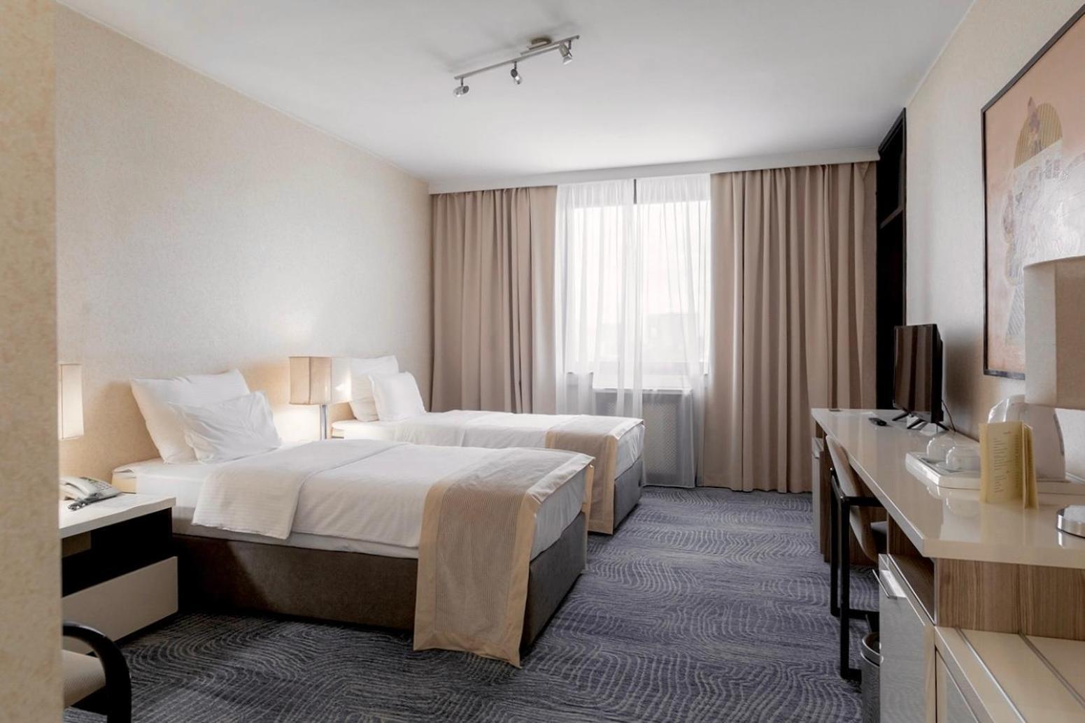 โฮเต็ล ฮอลิเดย์ Hotel ซาราเยโว ภายนอก รูปภาพ